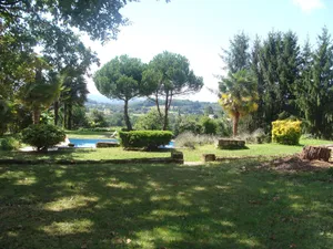 Image of 5 mins from Sarlat, character house renovated, lovely view, large swimming pool.