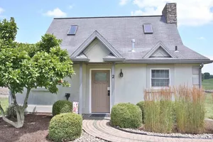 Image of Cozy Cottage With Fireplace, Seasonal Pool\/Hot Tub