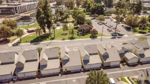 Image of Full House in Downtown