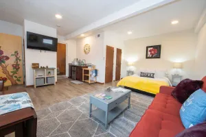 Image of Cozy Studio Close to Downtown and Red Rocks Fully Equipped for an Enjoyable Stay