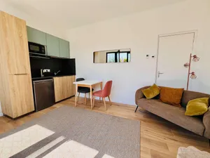 Image of Quiberon - Maison T2 rénovée avec jardin clos, proche plages & commerces, parking, WIFI - FR-1-478-285