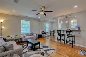 Image of This is  a professional friendly  remodeled 3 bd 2 bth home.