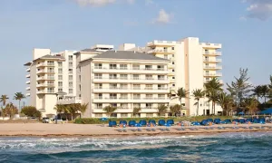 Image of Beautiful Hotel in Royal Vista 2BD near North Ocean Park