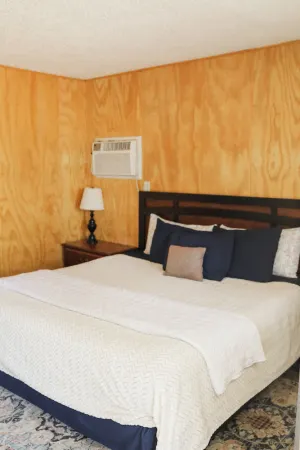 Image of The Redwood Motel