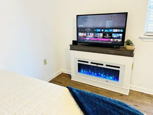 Image of The Cozy King Studio #1