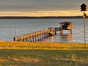 Image of Deep water Lake Marion house.  4BR 2.5BA. Fish off dock. Nearby Golf. SUNSETS