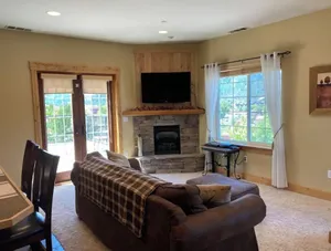 Image of 2 bed\/2 bath condo w\/views near Silver Mountain