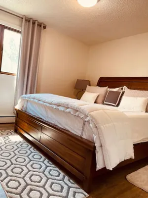 Image of Lovely Clean  Bright top floor unit Coin Op Laundry