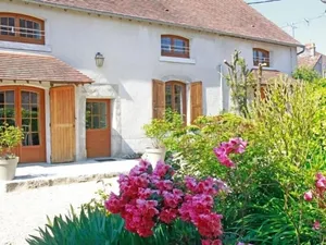 Image of Spacious Vintage Cottage in Loire Valley: Village Charm, Garden, Pets Welcome