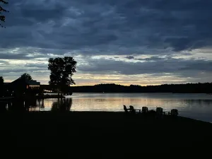 Image of {Sweet Home Oakachoy} lake-front on Lake Martin
