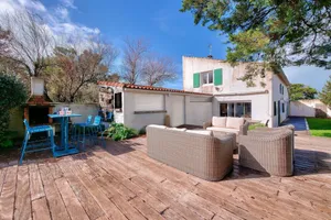 Image of Maison pour 10, accès direct à la plage
