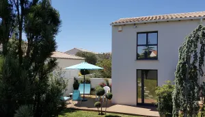 Image of T2 Duplex *** cosy and bright 26 m2, with a small sea view at 400 m, for 2