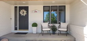 Image of Beautiful 5 bedroom (sleeps 12) home with mountain views