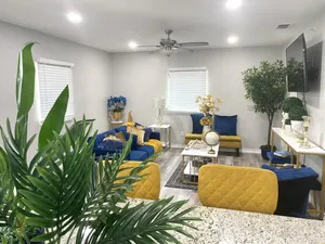 Image of NEW! ✨close to Downtown, Malls & Premium\nOutlets, with Balcony ❤️