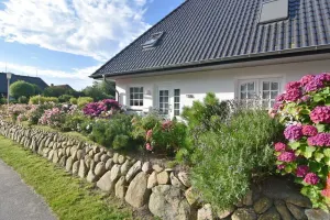 Image of Terpstich 136