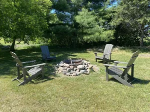 Image of Cute and Cozy farm house on 1 acre. Serene views. A Gem!