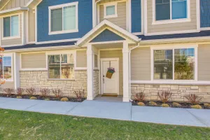 Image of 2 Mi to Zootah Providence Townhome with Fireplaces