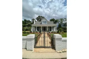 Image of LUXE Remodel Historic 1 BR in PERFECT location