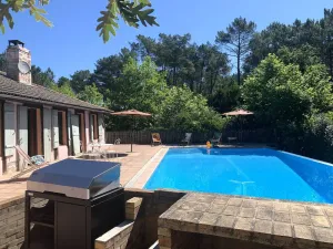Image of Landaise 12 couchages - piscine tennis boulodrome privés - proche lacs & océan