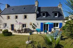 Image of Beautiful house with garden near the sea for a great holiday and relaxing - Come relax and discover the coast of Legends in Finisteremansion - Plounéour-trez