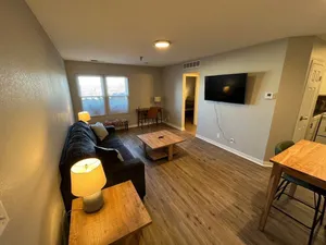 Image of Aksarben 1 Bedroom-Close to I-80
