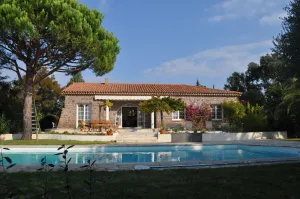 Image of Quiet Villa in Private Domain, Seaview, Heated Pool, BBQ, Walk to the Beach