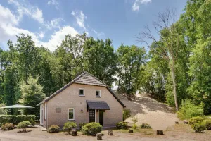 Image of Rural Comfort Farmhouse with Private Outdoor Hot tub