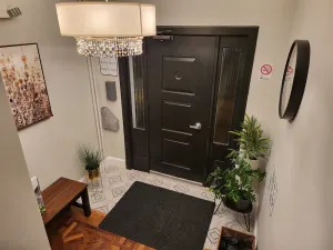 Image of Very Clean and Comfortable 3 Bedroom -  Near Everything.