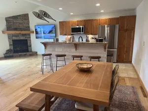 Image of Montana Adventure Living - Close to Yellowstone