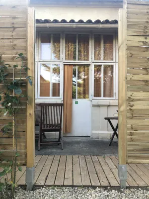 Image of Maison charmante à Saint-Germain-de-Lusignan, parking privé