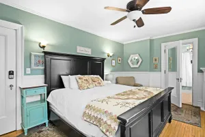 Image of Ryerson Suite | Jacuzzi & Sauna