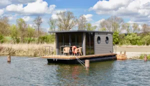 Image of Houseboat 'Schwanennest' on the Lake with Terrace & Wi-Fi