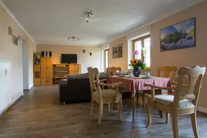 Image of Nichtraucher-Ferienwohnung für 2 Pers., ca. 56 m², Schlafzimmer, Wohnküche, Balkon