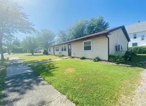 Image of Tis’ Time Hideaway. Just a few blocks from beautiful Lake Erie!