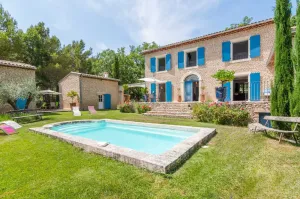 Image of Beautiful stone property with view and heated pool, 6 km from Gordes