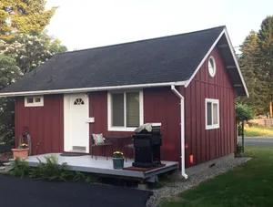 Image of Cute Cottage Close To Town and Bike Trails