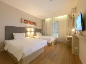 Image of Hanting Hotel Wuhan Zhongshan Park Metro Station