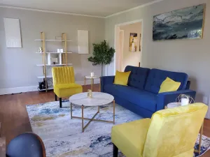 Image of Cheerful 2 BR Near Colleges, Downtown, Attractions