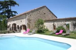Image of Beautiful 3 bed stone country cottage with private heated pool in Monflanquin