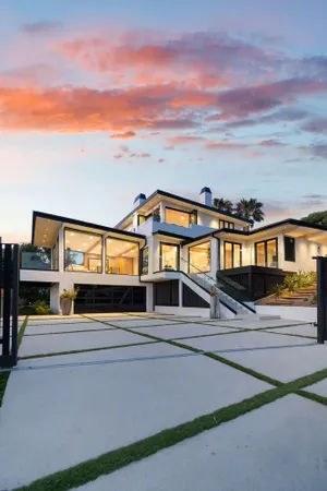 Image of Sea Vista - Central Malibu Villa w\/ Pool, Spa, & Ocean Views