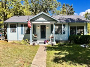 Image of Blue Belle Cottage in Bay View