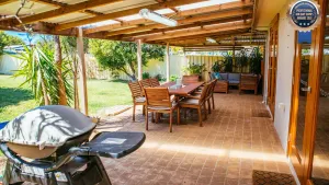 Image of Sunbaker Pet Friendly Awards Finalist 4 Mins Walk to Culburra Beach