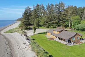 Image of PEACEFUL BAYSIDE GETAWAY