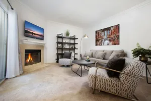 Image of Lovely 2-bedroom Shadow Ridge townhouse