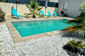 Image of CONTEMPORARY AIR CONDITIONED VILLA AT THE FOOT OF MONT VENTOUX