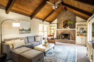 Image of Secluded, updated 4BR, kid friendly, 5 min from restaurants