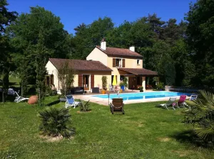 Image of Superb mas, 2 ha enclosed park, grand piano, swimming pool, sauna, spa,