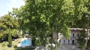 Image of Superb Mas \/ Bastide XVIII Provençal, authenticity Calm magnificent view Alpilles