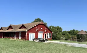Image of Lodge with fishing & guided hunts available! Minutes from Tulsa & Grand Lake!