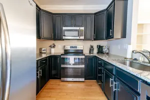 Image of Cheerful 3-Bedroom Townhouse with King Bed